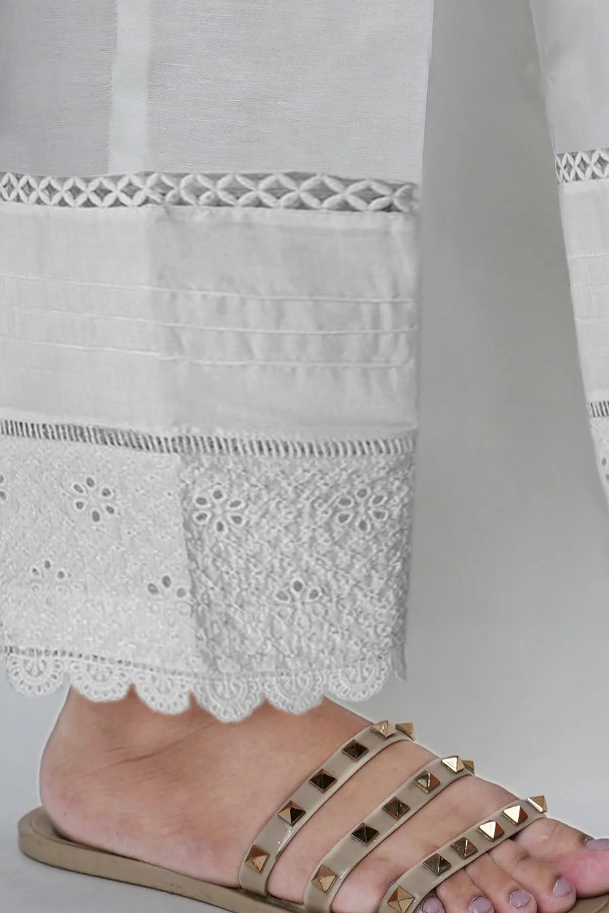 3674-WHITE EMBROIDERED TROUSER STITCHED