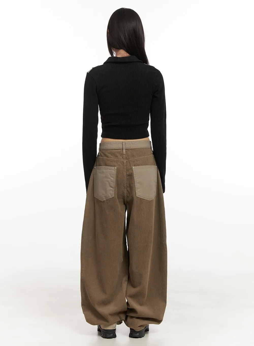 Buttoned Slim-Fit Cropped Cardigan CD426